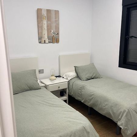 Apartamento Con Piscina En El Paseo Cruz Del Mar Chipiona Extérieur photo