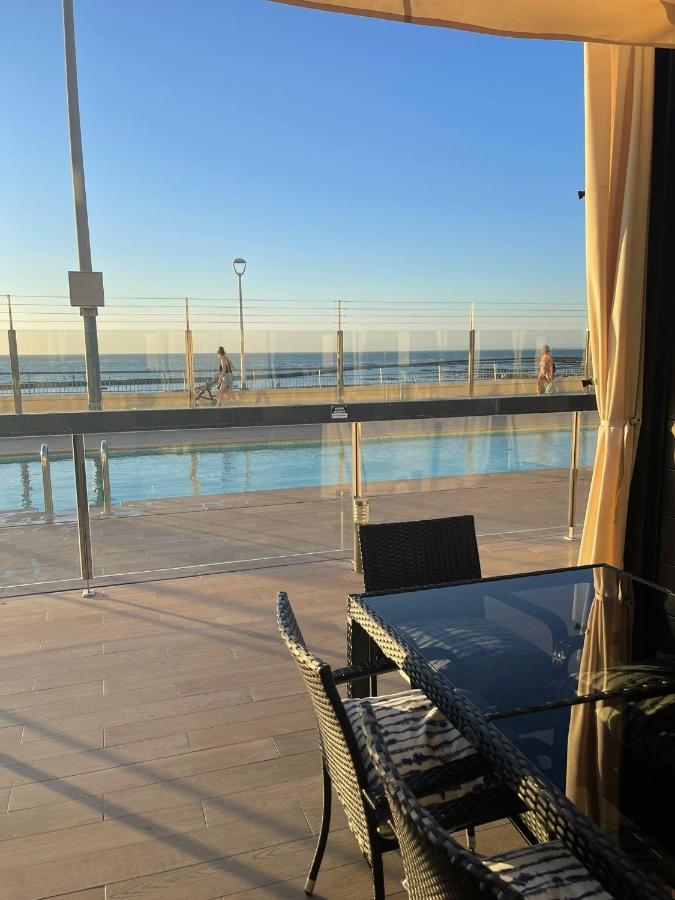 Apartamento Con Piscina En El Paseo Cruz Del Mar Chipiona Extérieur photo